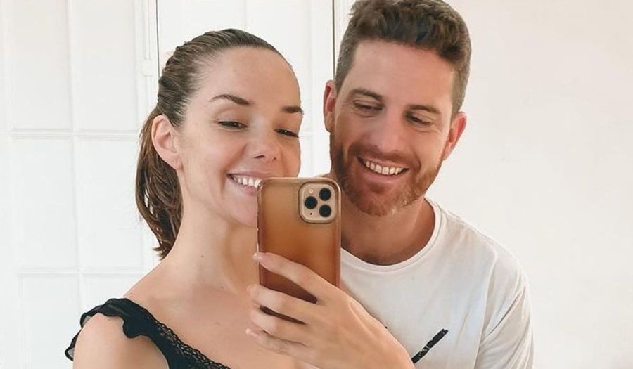 El novio de Julieta Nair Calvo compartió un tierno mensaje: ”Gracias a la vida por este milagro”