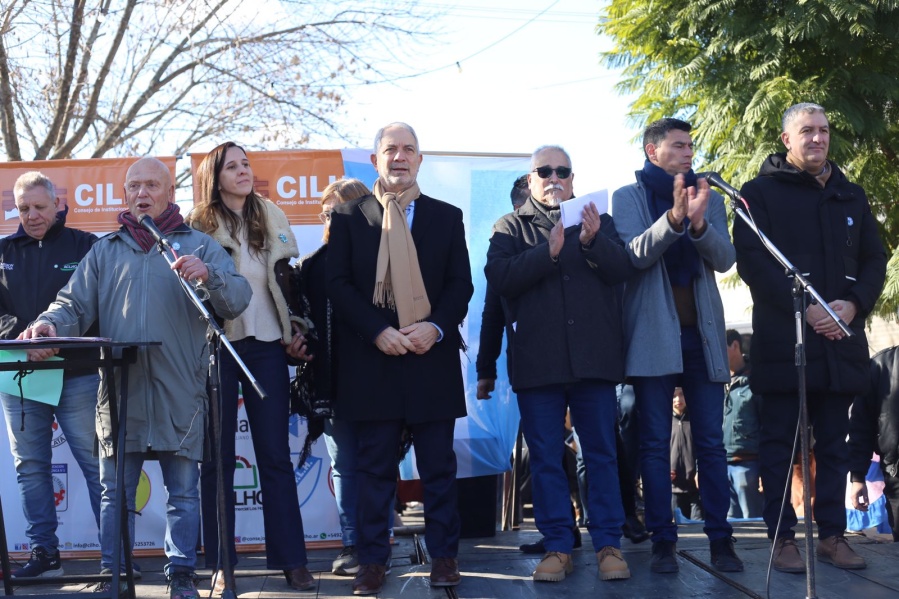 Alak encabezó el Acto por el Día de la Independencia y anunció la vuelta del Consejo de Instituciones