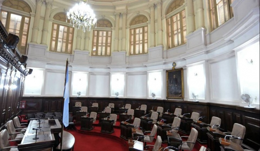 Bronca en el Frente de Todos por el faltazo oficialista a una comisión que busca analizar la mudanza de la Zona Roja