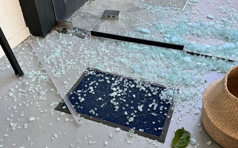 Múltiples asaltos de rompe vidrios en City Bell