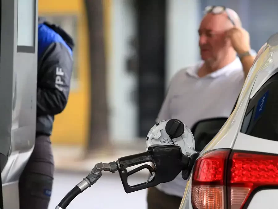 Aumentaron los precios de la nafta y el gasoil: así quedaron los precios en las estaciones de servicio de La Plata