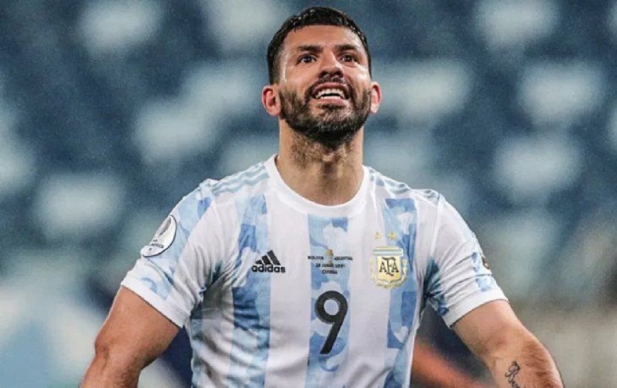 Los médicos de la AFA viajaron a Barcelona para asistir a Sergio Agüero