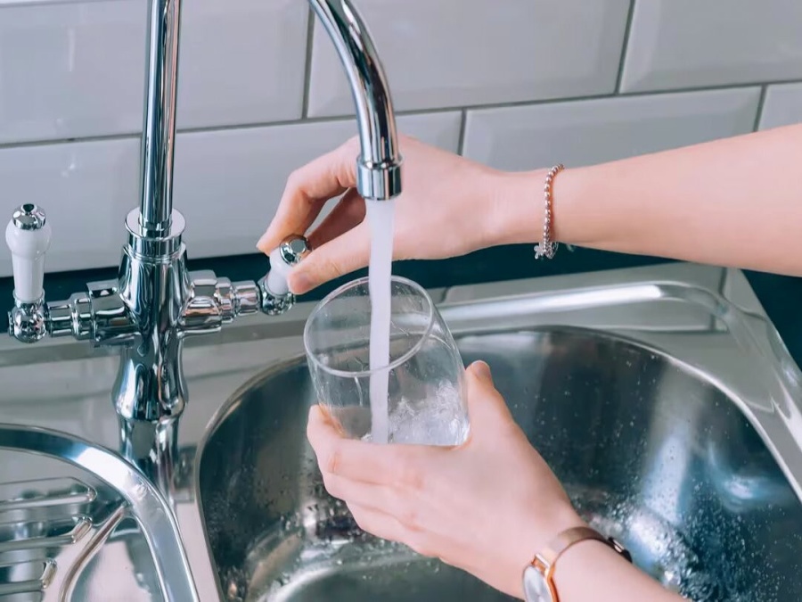 Tarifa de agua en La Plata: pidieron en el Senado Bonaerense eximir del pago por 180 dias a jubilados y pymes