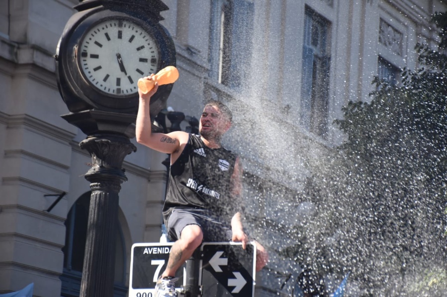 ¡Somos Campeones otra vez!: está feliz toda la Argentina y en La Plata un festejo como tenía que ser
