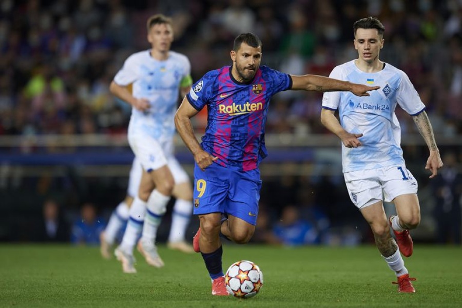 Con el debut del Kun Agüero, Barcelona se llevó su primer triunfo en la Champions League