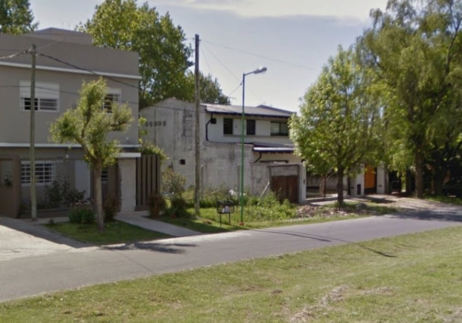 Una mujer y sus hijos fueron amenazados con un cuchillo por una ex pareja en Gonnet