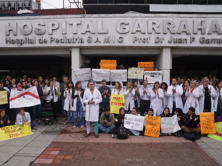 Tras el conflicto en el Hospital Garrahan, convocan a un paro total y movilización al Ministerio de Salud