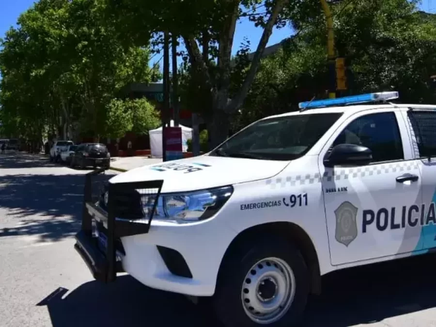 Robo en pleno feriado de carnaval: un comercio recién inaugurado fue asaltado en La Plata