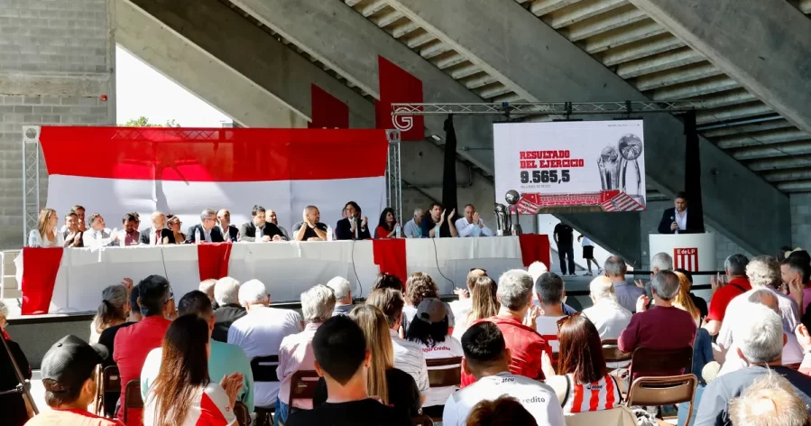 Números en rojo y expectativa para 2026: Estudiantes explicó el primer déficit de la gestión y empezó a delinear lo que viene