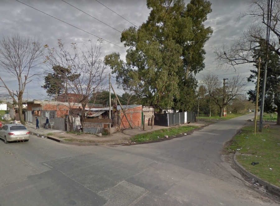 Ingresó a la fuerza, agredió a su expareja, la amenazó de muerte y la dejó encerrada en su casa de La Plata: terminó detenido