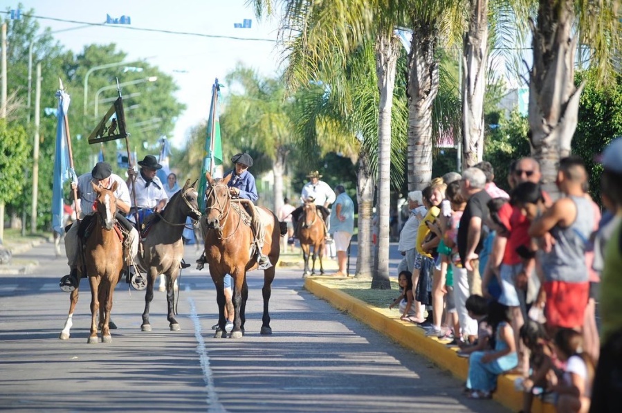 Vecinos de la localidad platense de Tolosa celebraron los 150 años de su fundación