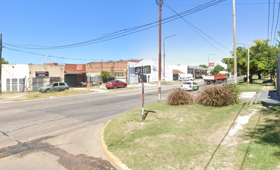 Una banda de delincuentes golpeó a un hombre para robarle en Tolosa