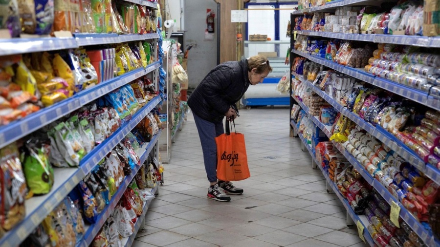 Se desplomó más de 16% el consumo masivo, anotó su peor registro en lo que va del 2024 y todavía no encontró piso