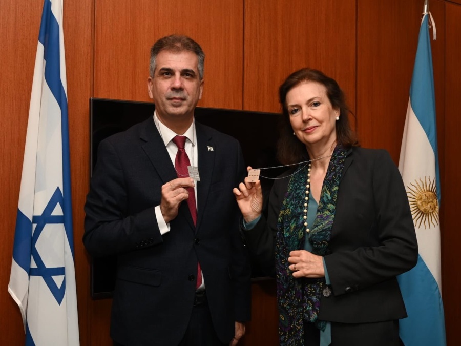 Eli Cohen mantuvo una reunión con Mondino tras su arribo al país y pidieron por el retorno de los secuestrados por Hamas