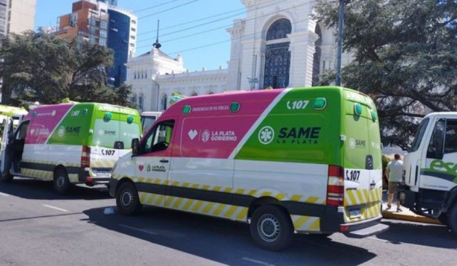 Sirenazo de trabajadores del SAME La Plata: ”Hace 44 días gobiernan, no los reciben y no hay director”