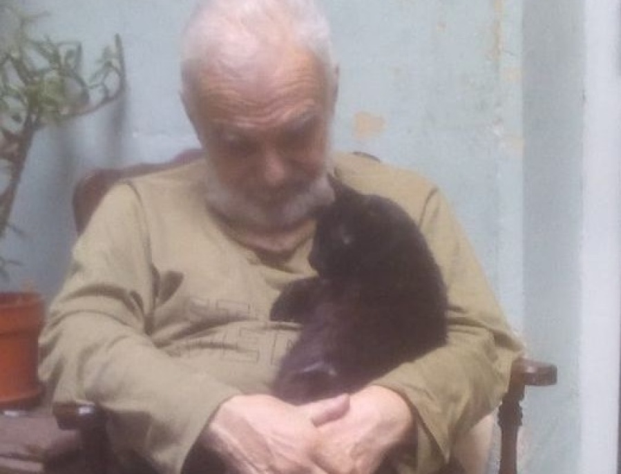 Su dueño murió y ahora necesita de una nueva familia adoptiva: ”Su último deseo fue que sus animales tengan una buena vida”