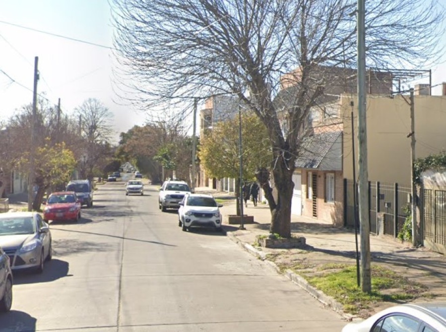 Violento asalto en La Loma: Encapuchados robaron a una mujer mientras dormía