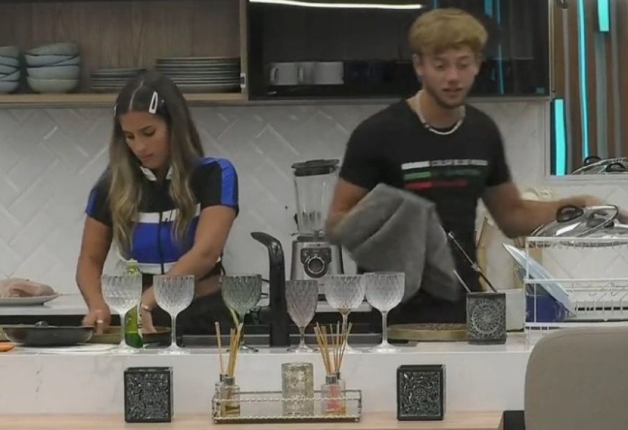 Nacho se la picanteó a Julieta en Gran Hermano: ”No sabes si tu novio se portó bien”