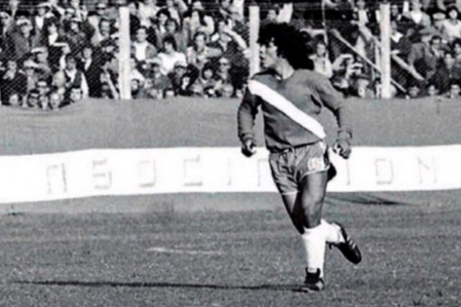 A 45 años del debut de Diego Armando Maradona en primera división