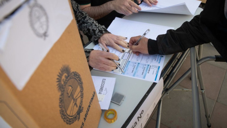 Cerraron los comicios: votó el 74% del padrón electoral