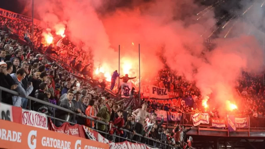 ”Está el escalón que sirve y el segundo”: ¿cuál es la batalla que los hinchas de Estudiantes dieron por terminada?