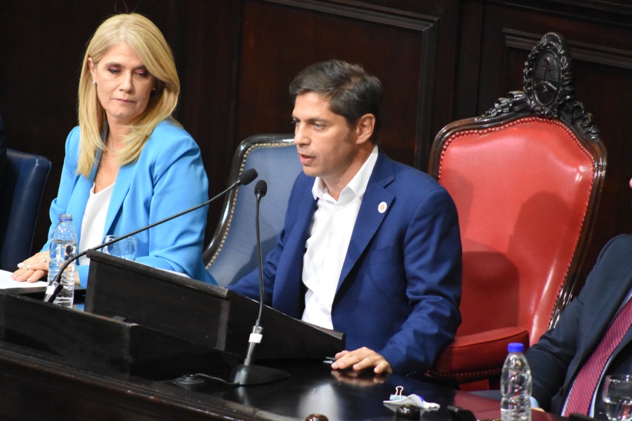 Kicillof pidió a Milei que ”deje de extorsionar a los gobernadores” y exigió que reanude las 900 obras paradas en Provincia