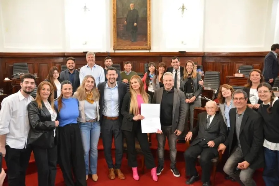 Declararon personalidad destacada de la cultura a la “Barbie platense”