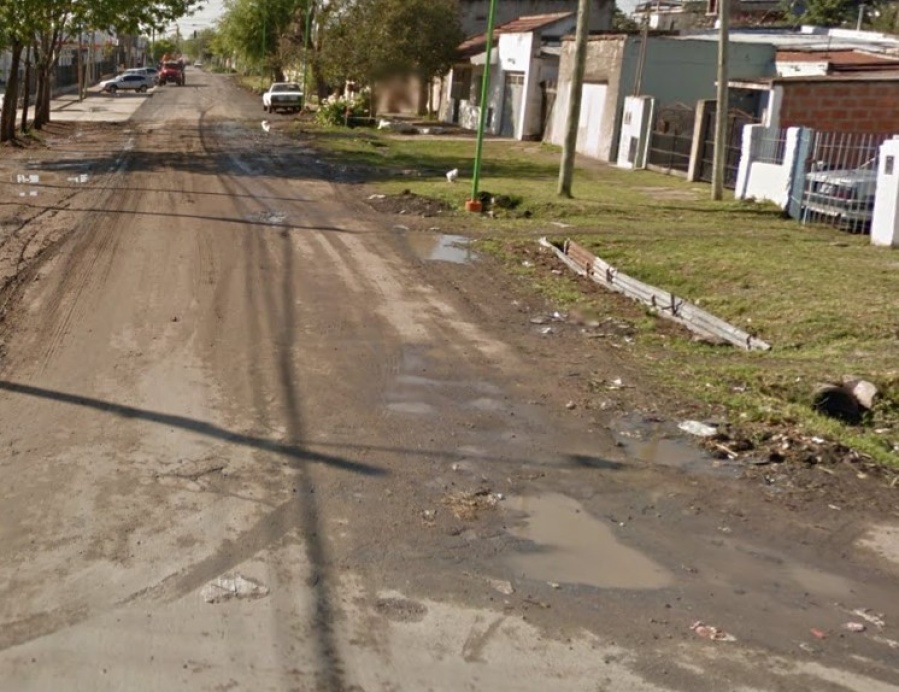En 153 y 65, los vecinos se quejaron por las malas condiciones de la calle