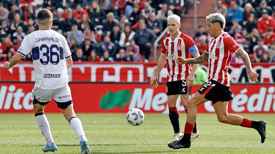 La Liga dio a conocer días y horarios de una nueva fecha: ¿Cuándo jugarán Estudiantes y Gimnasia por la decimotercera?