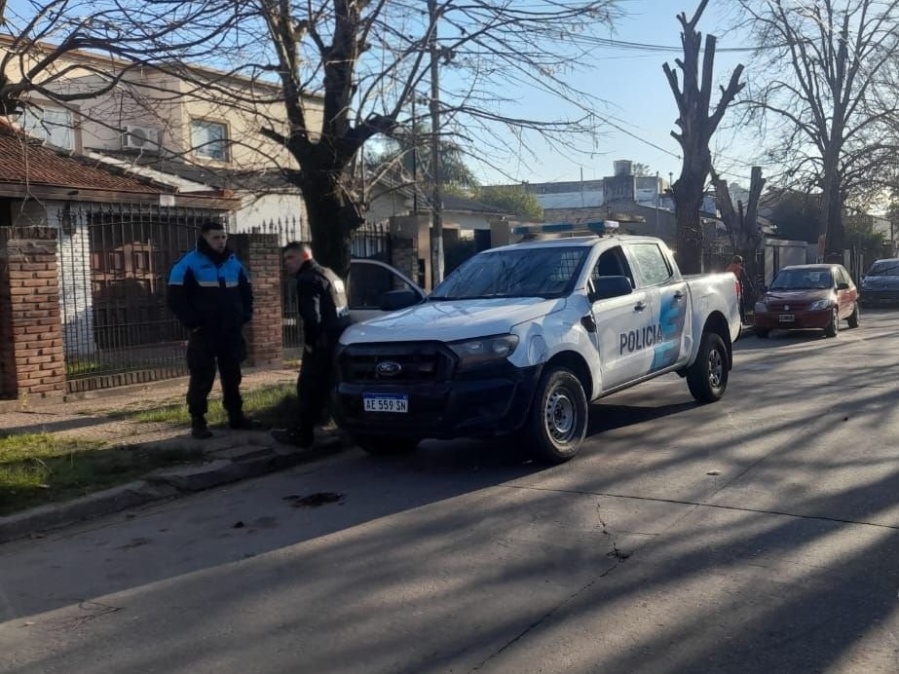 Violenta entradera en City Bell: Delincuentes armados se llevaron un Audi, dinero y dos PlayStation 5