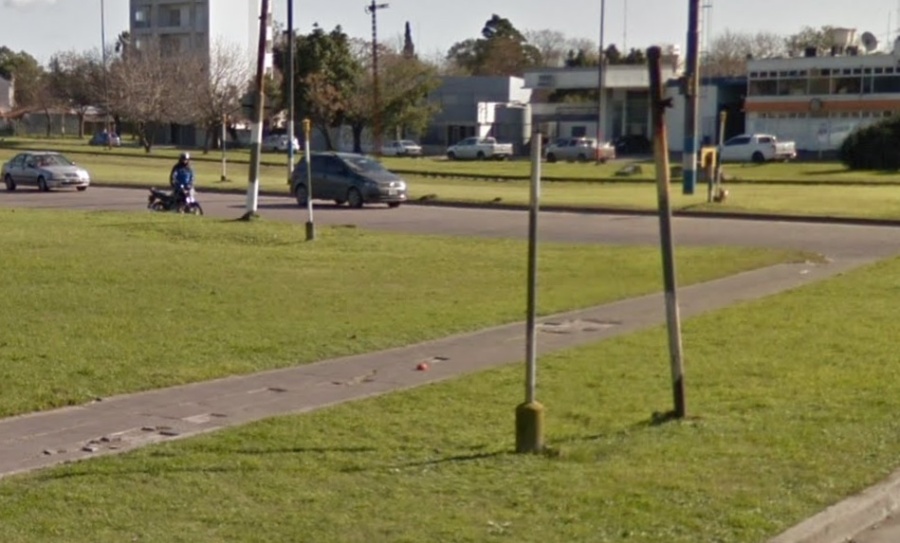 Luego de un accidente fatal, vecinos de Altos de San Lorenzo exigieron lomos de burro y semáforo