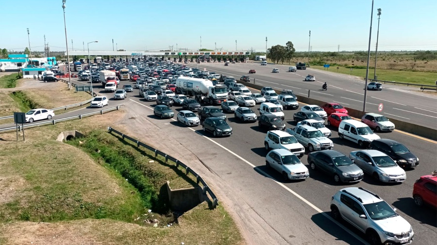 Más de 350 mil personas se trasladan hacía distintos puntos del país para festejar Año Nuevo