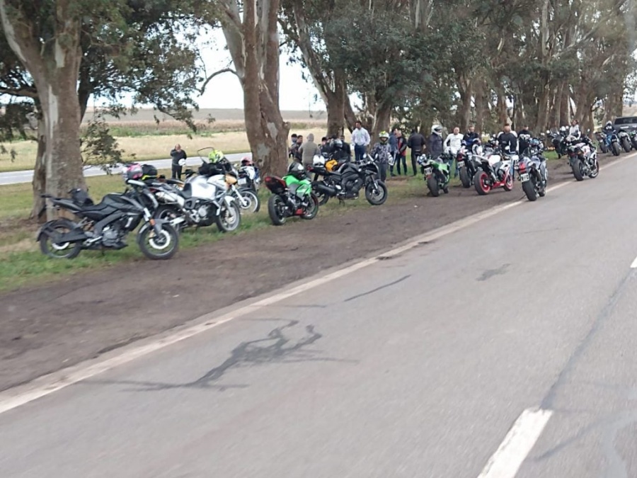 Vecinos de 44 y 143 reclaman por una invasión de motociclistas en La Plata