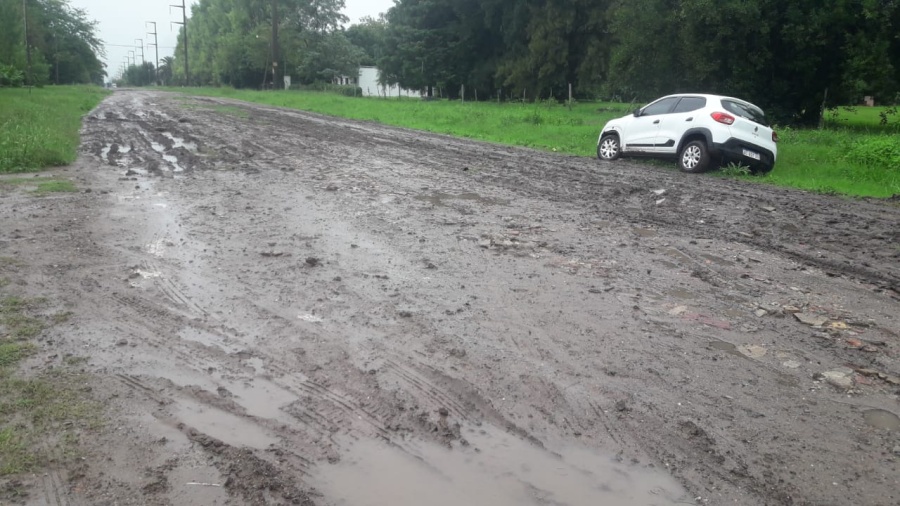Un tramo de Olmos quedó impasable en medio de las lluvias