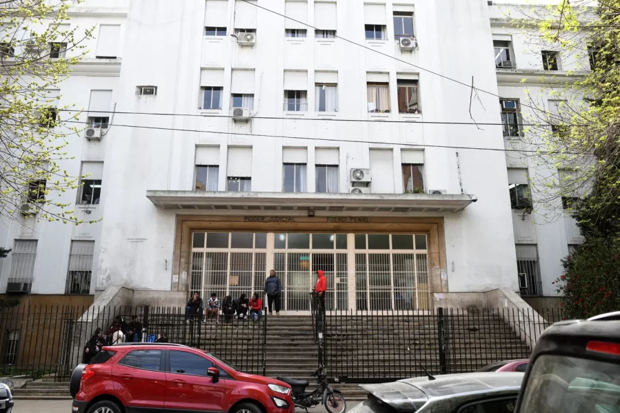 Comienza el juicio contra un exentrenador de básquet acusado de abuso a menores en La Plata