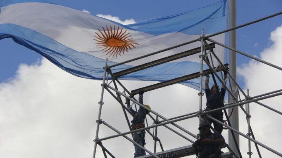 Comenzaron los preparativos en Plaza de Mayo por el Día de la Militancia