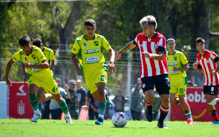 La emotiva despedida de un juvenil Pincharrata que pisó Primera y quedó libre: ”Lo voy a llevar siempre en mi corazón”