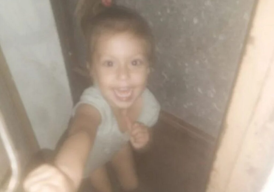 Falleció una nena de 3 años por inhalar monóxido de carbono y la familia apunta contra la niñera: qué fue lo que pasó