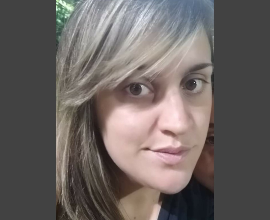 Una platense, fanática de Estudiantes, necesita pagar sus estudios médicos y quiere vender su ”tesoro más preciado”