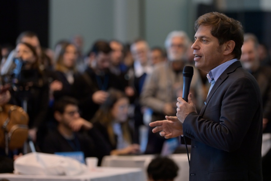 Kicillof se reunió con más de 300 empresarios: “Tenemos un Estado que acompaña e impulsa el turismo y la actividad económica”