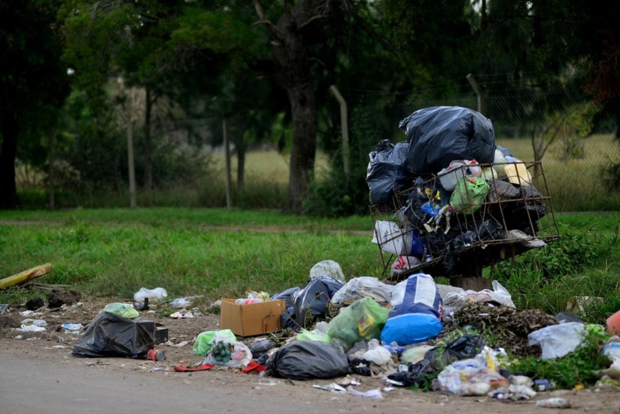 Vecinos de Barrio Aeropuerto piden que se recolecte la basura
