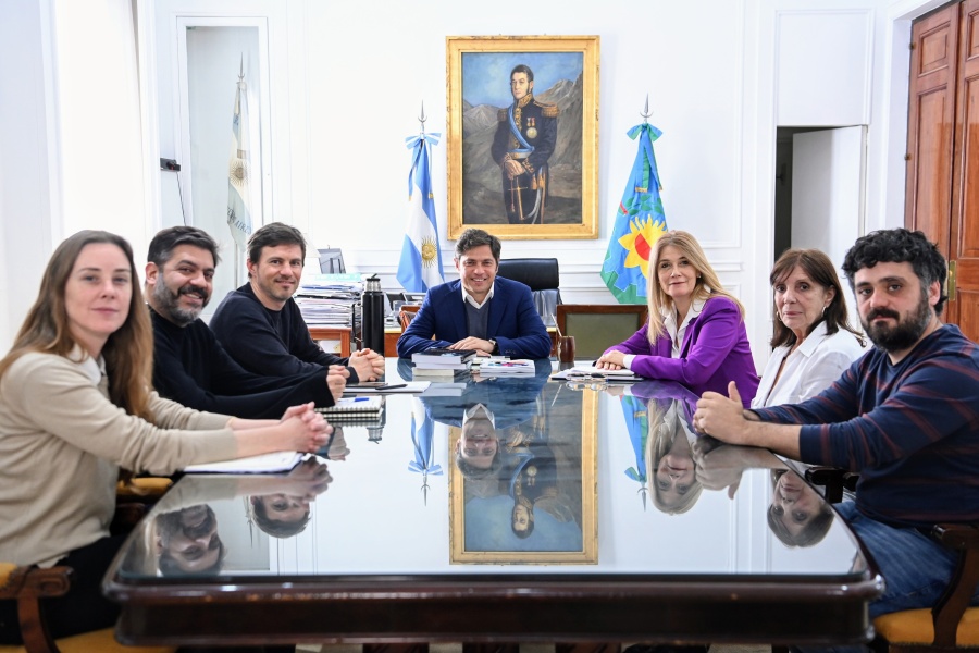 Kicillof acelera para lograr la instalación de la planta de GNL en Bahía Blanca y agiliza la Legislatura para el proceso