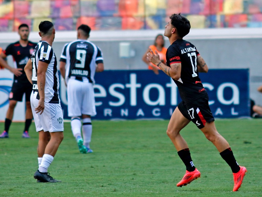 La emoción de Altamirano por su regreso: ”Siempre supe que iba volver, estoy muy agradecido y juego para ser feliz”