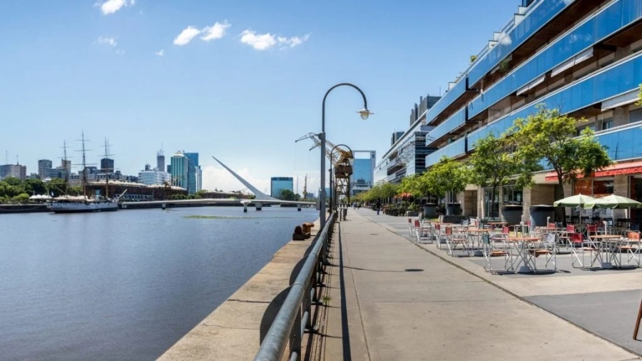 Detuvieron al motociclista que atropelló y mató a un nene de 7 años en Puerto Madero