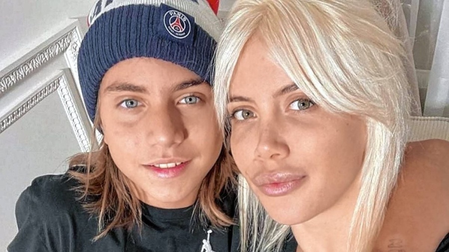 Wanda Nara le dedicó un mensaje a su hijo Valentino que empezó a probarse en las inferiores de fútbol