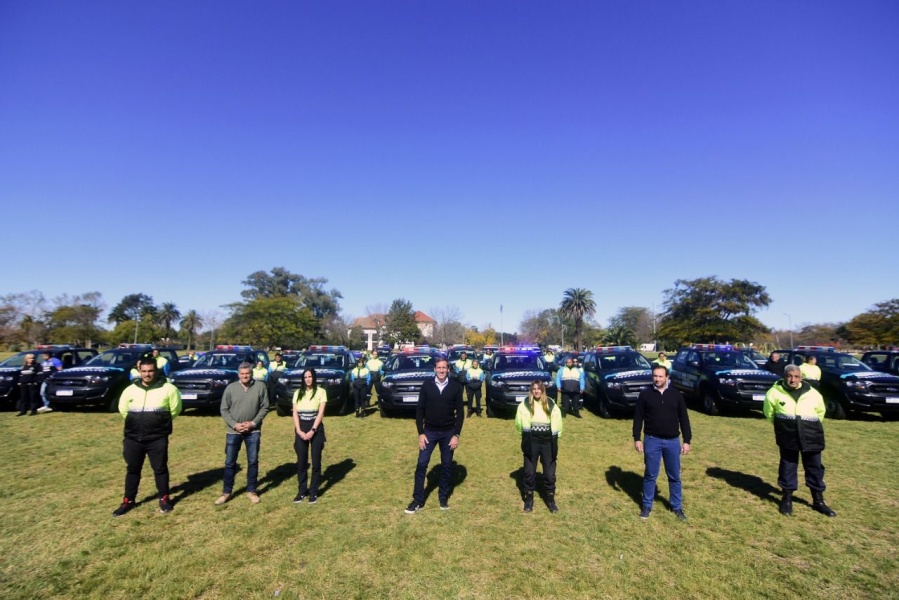 Julio Garro presentó nuevos móviles de prevención y remarcó el pedido de autonomía sobre la Policía Local