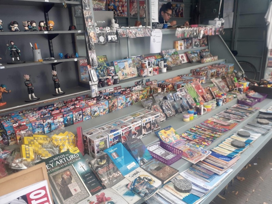 Sorprendido por lo que vio un reconocido periodista platense en un kiosco de diarios y revistas