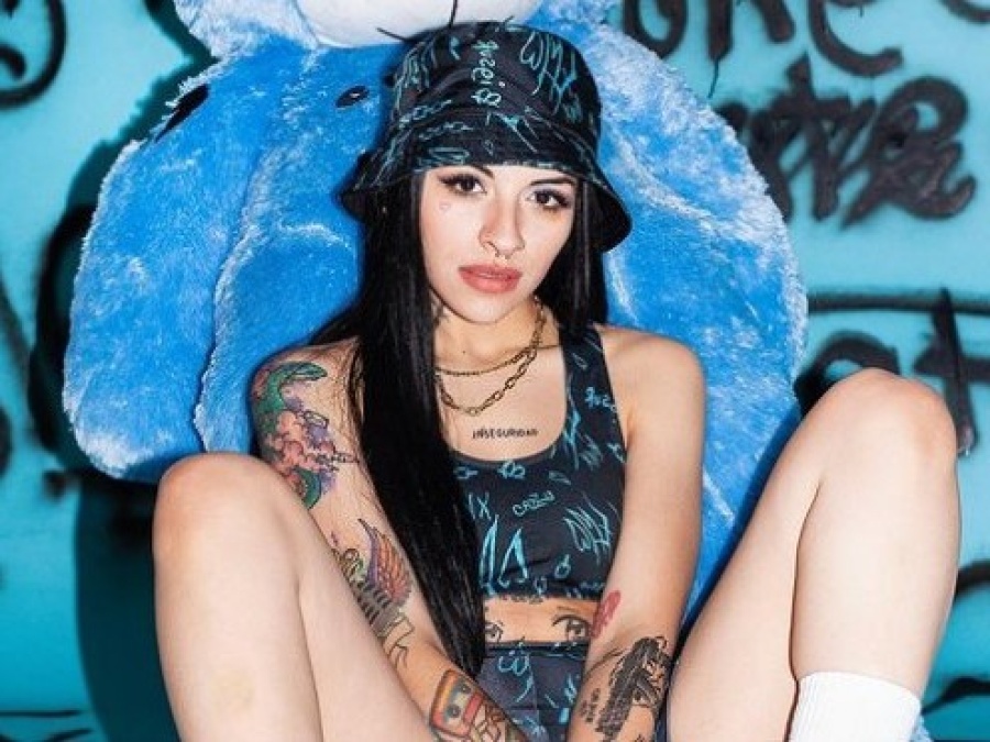 Cazzu mostró por primera vez el rostro de su beba y contó detalles sobre su nombre