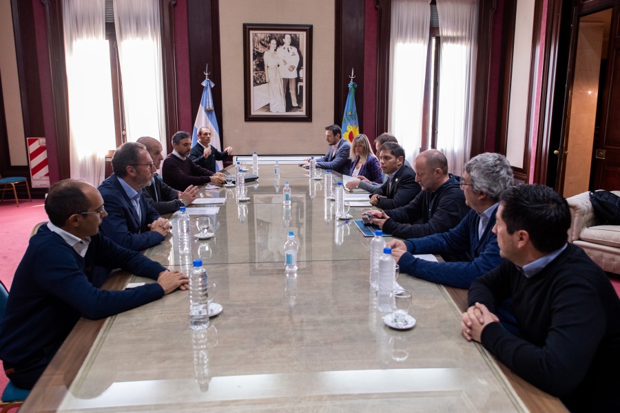 Axel Kicillof anunció medidas para los municipios afectados por las inundaciones