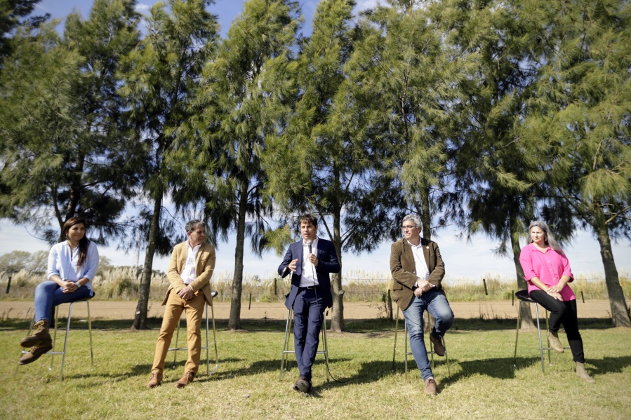 Kicillof estuvo presente en la presentación del Plan de Impulso de la Actividad Forestal